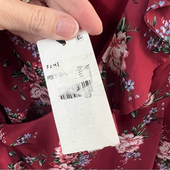 *NEW* Fame & Partners Floral Ruffle Wrap Dress - Picture 9 of 14